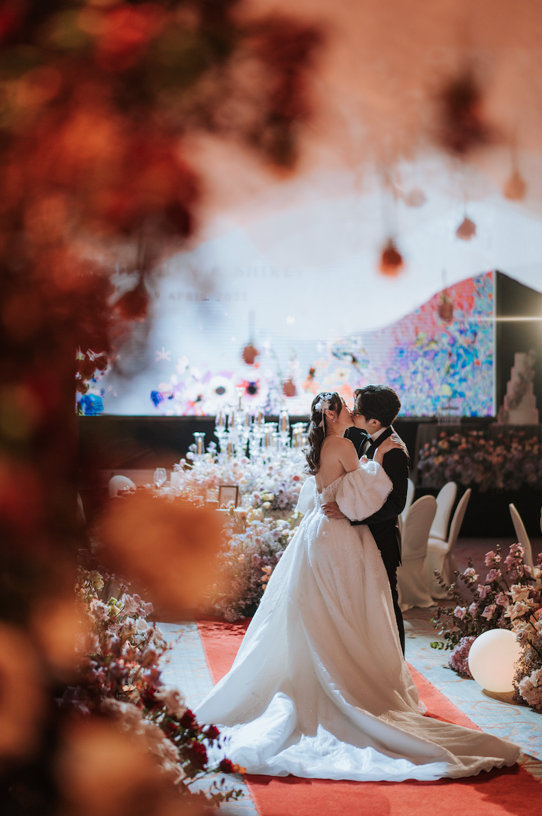 Chen Han & Shirley (decor entry from)