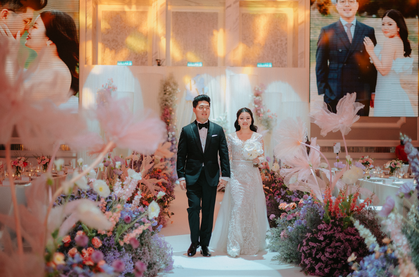 Philip & Mianmian (decor entry from)